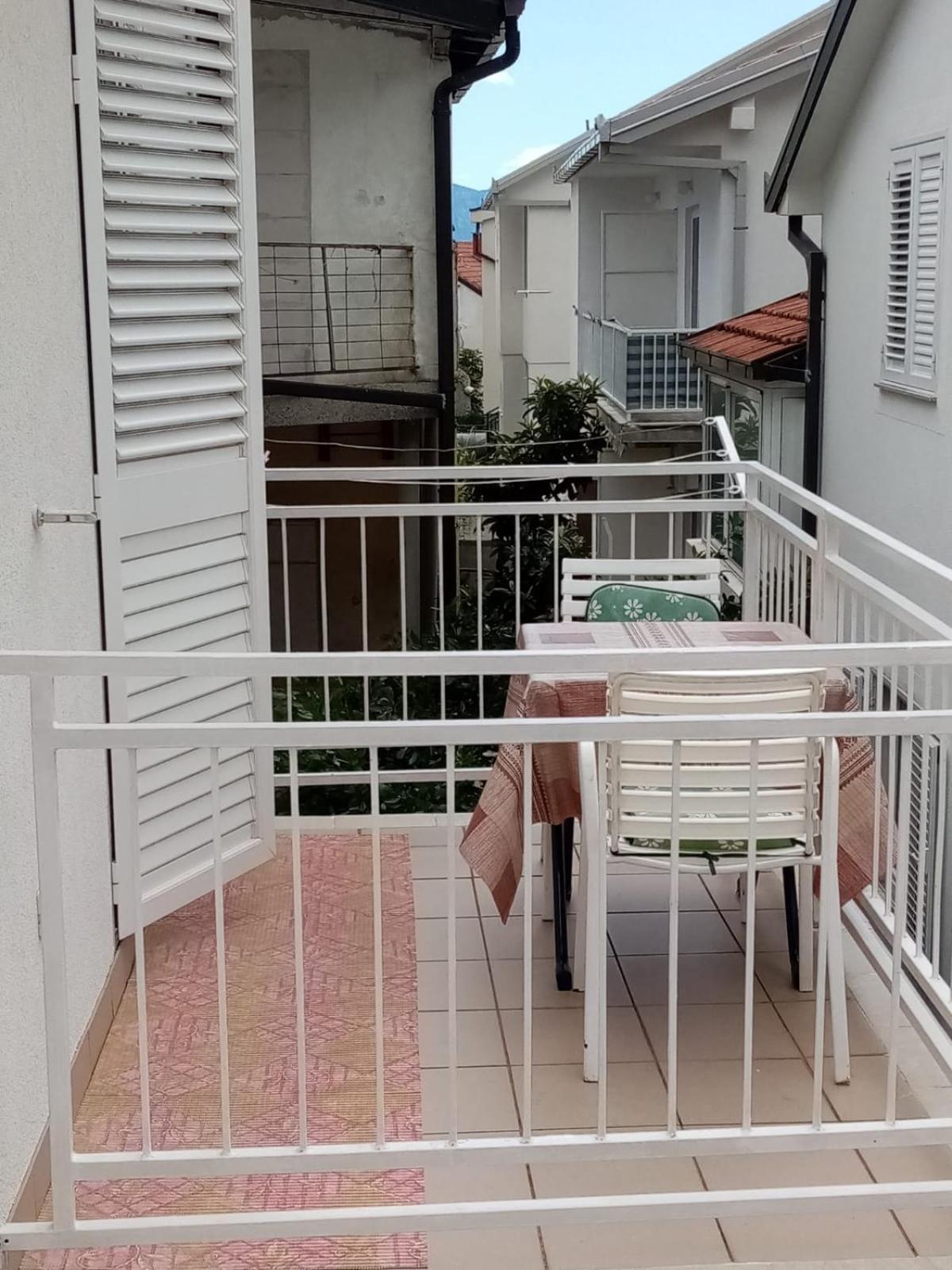 Apartments By The Sea Podaca, Makarska - 2576 Exterior photo
